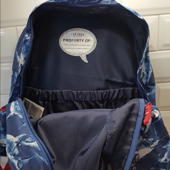 GAP Kids Boys Docksider Blue Shark Backpack NWT - Picture 2 of 8